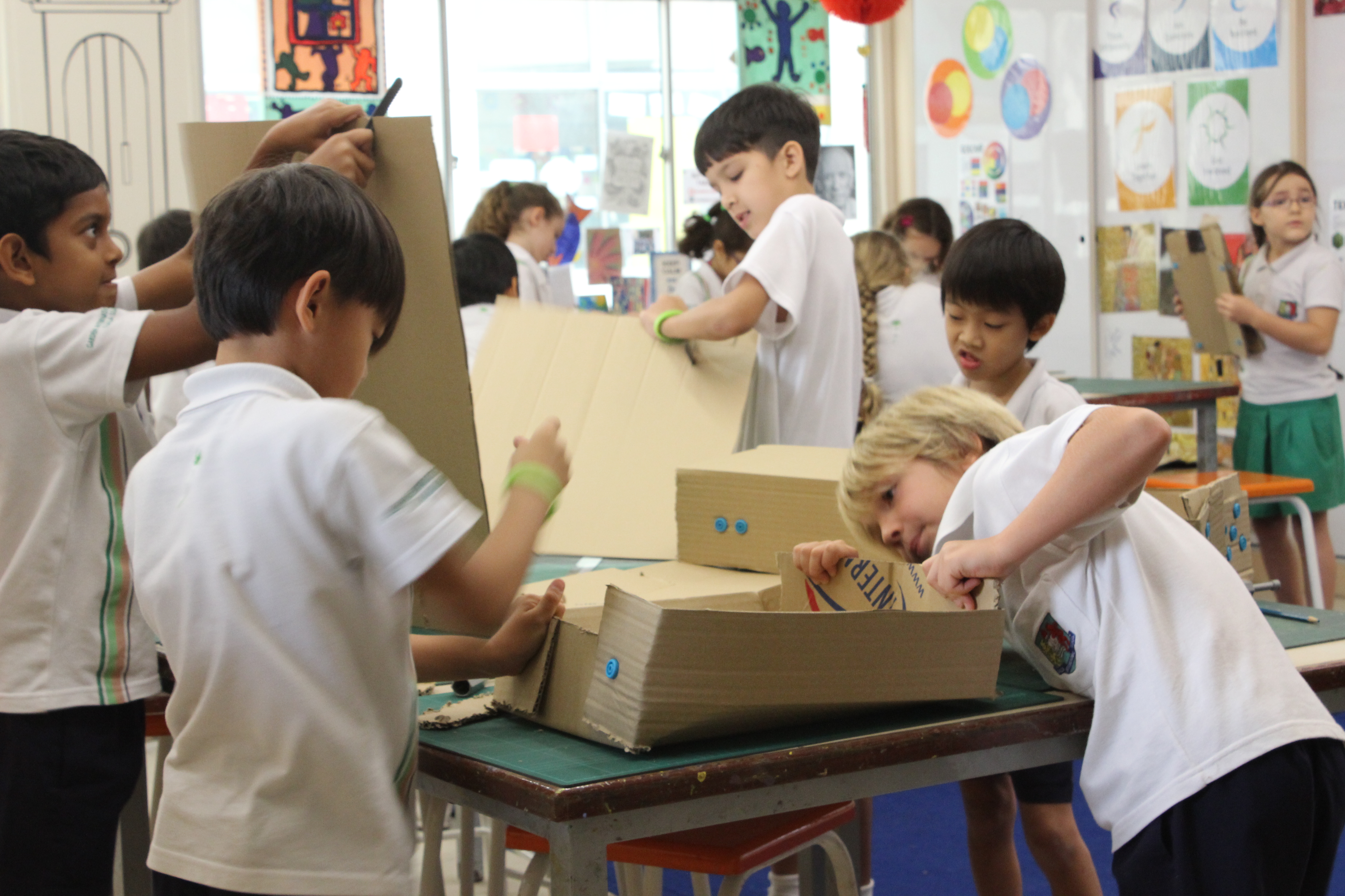 3923_Primary students making cardboards for theatre production