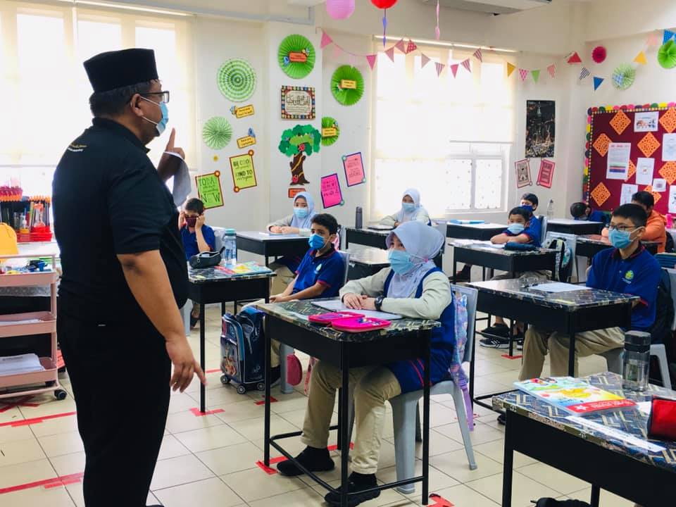 Holistic Islamic education to create proactive global citizens with International Islamic School Malaysia.