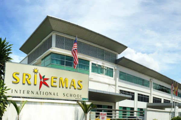 Sri Emas International School