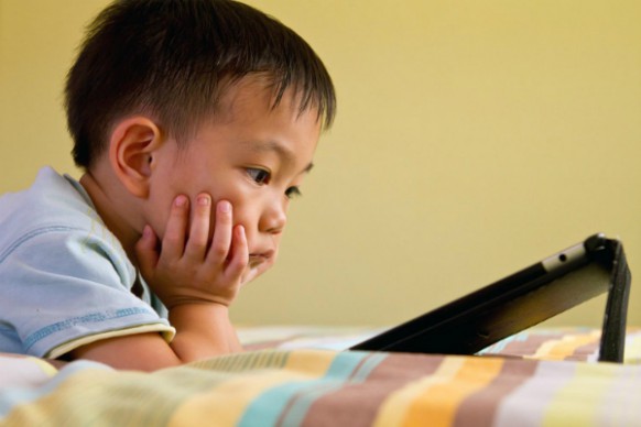 Questions To Ask Yourself Before Buying Your Child A Smart Phone