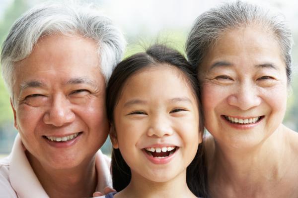 Kid and Grandparents