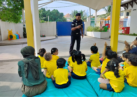 BNEY Bangsar: A Day with Police Officers, Our Local Heroes.